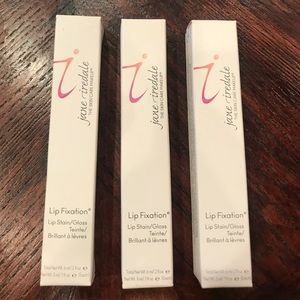 Makeup - Lip Stain / Gloss